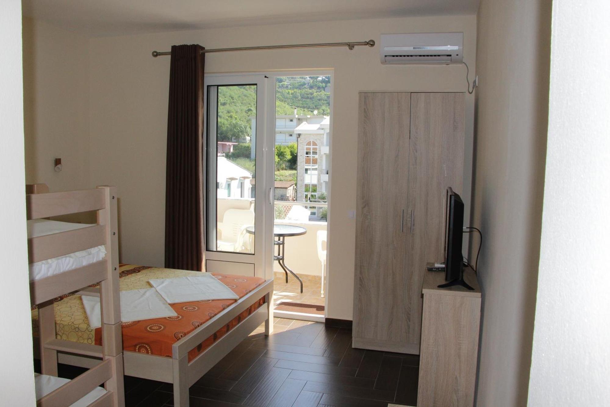 Apartment Family Ulcinj Exterior photo