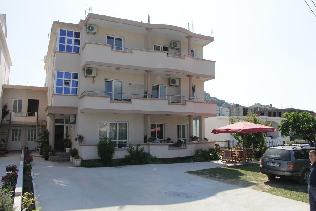 Apartment Family Ulcinj Exterior photo